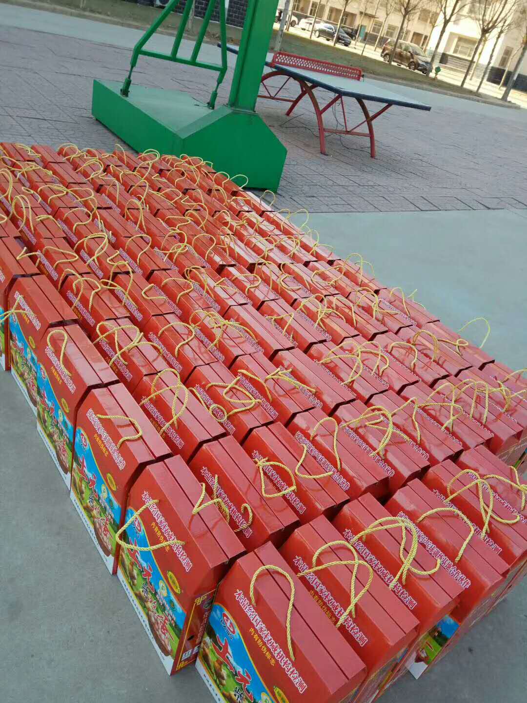 我們土元雞蛋《本草(cǎo)精華丹》走進衡水(shuǐ)衛校